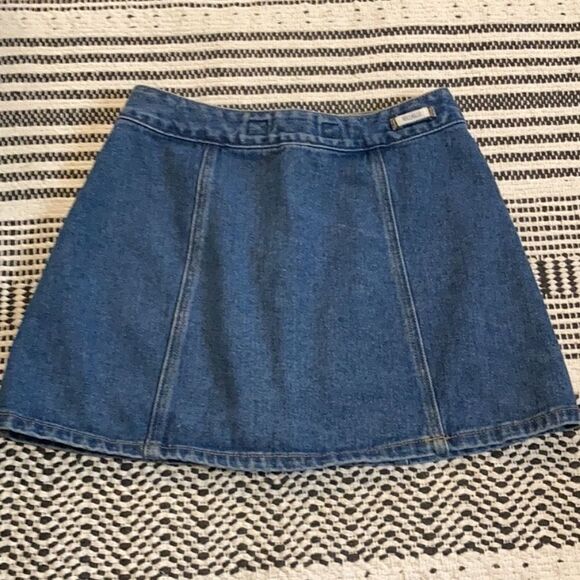 Brandy Melville jean Skirt Small - Picture 5 of 5